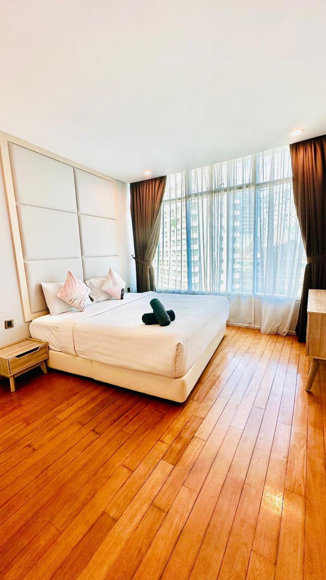 Vortex Suites Sky View Klcc Kuala Lumpur Exterior photo